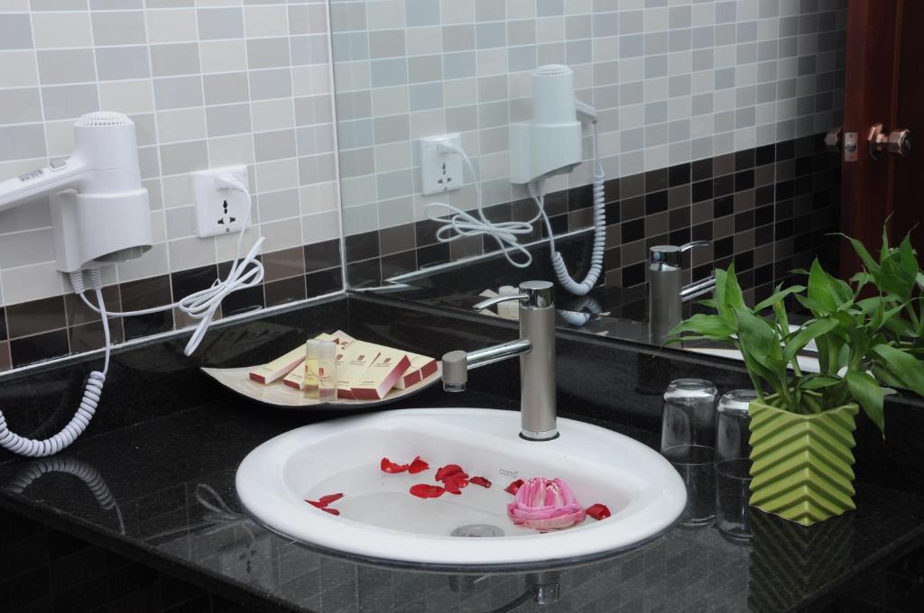 V N E Hotel Phnom Penh Luaran gambar